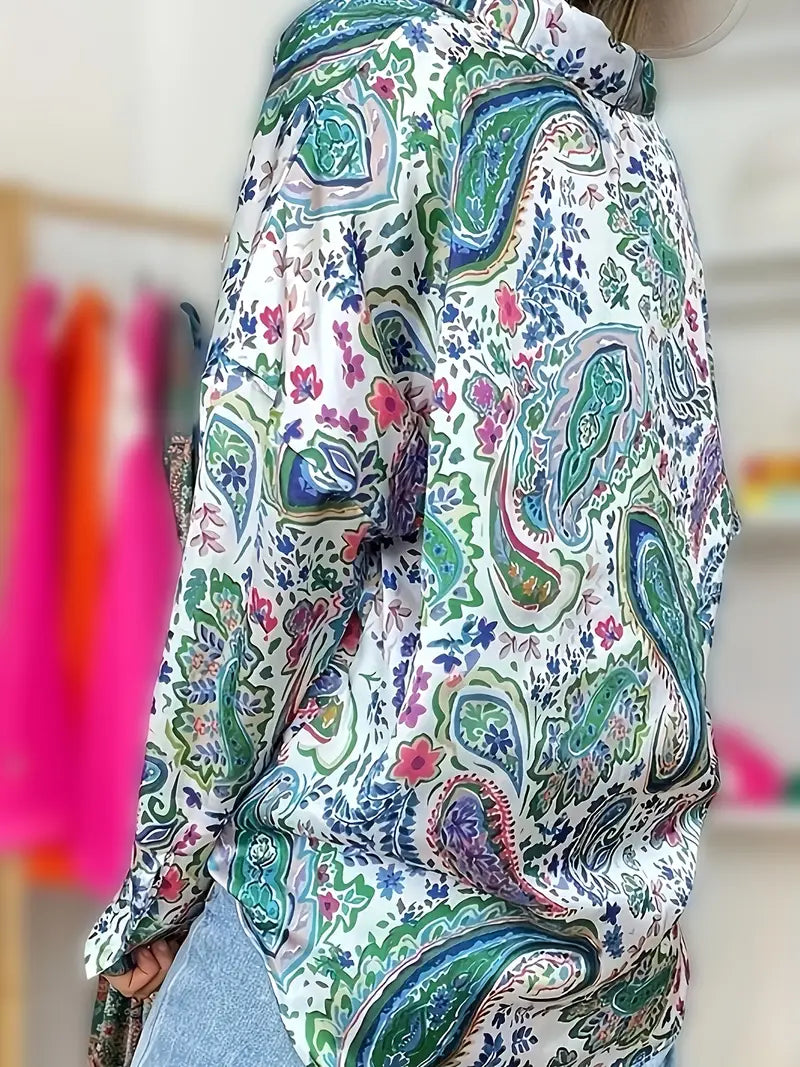 Langærmet skjorte med paisleyprint og knapper til kvinder