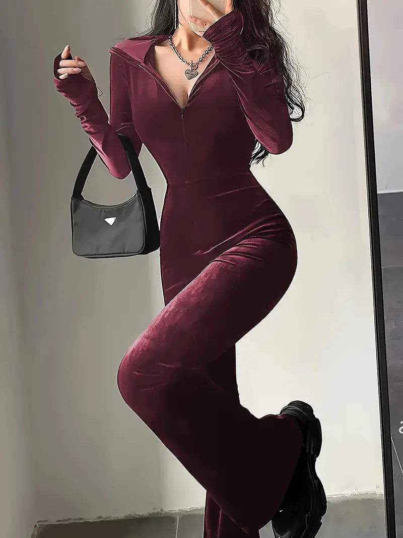 Jumpsuit i fløjl med hætte til kvinder