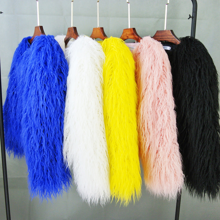 Fluffy kort jakke til kvinder