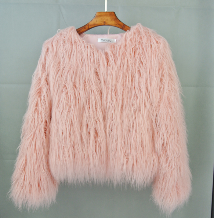 Fluffy kort jakke til kvinder