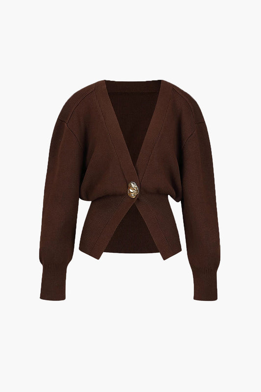Chic strikcardigan med guldknapdetalje