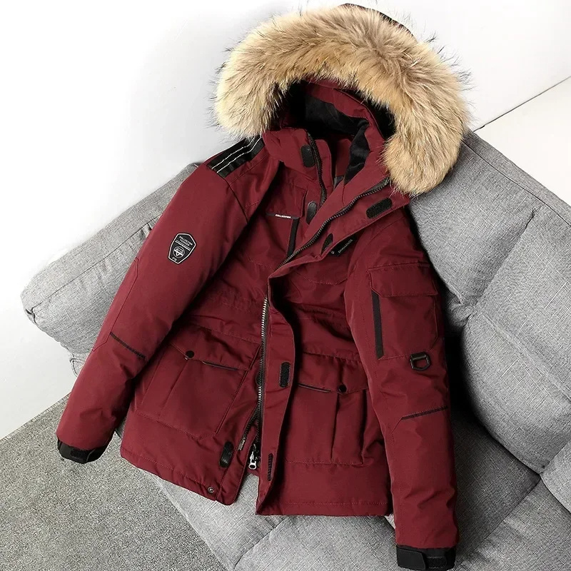 Parka vinterfrakke til mænd med pelshætte og flere lommer