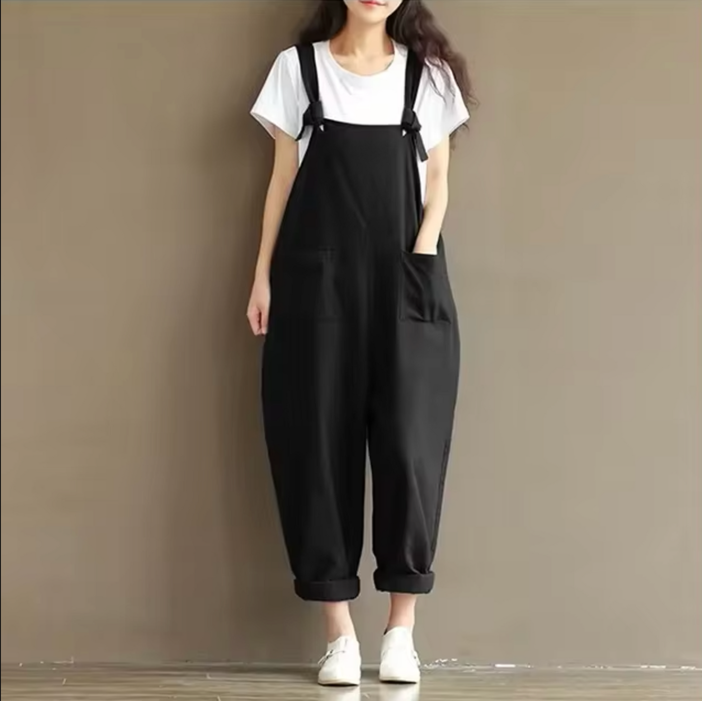 Jumpsuit med bomuldsbøjler til kvinder