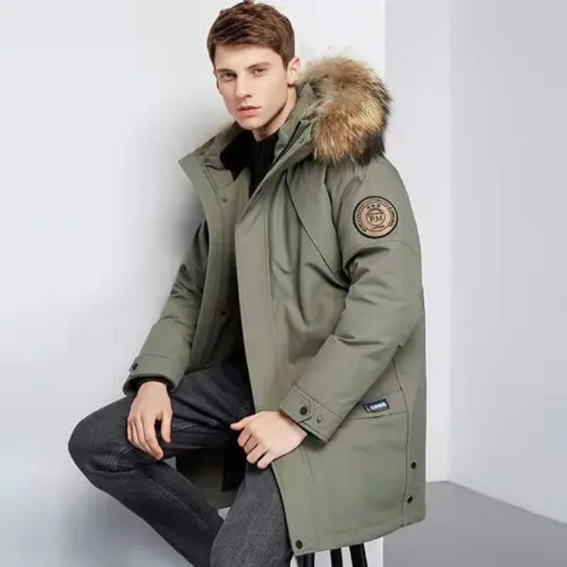 Parka vinterfrakke til mænd med pelshætte og vindtæt materiale