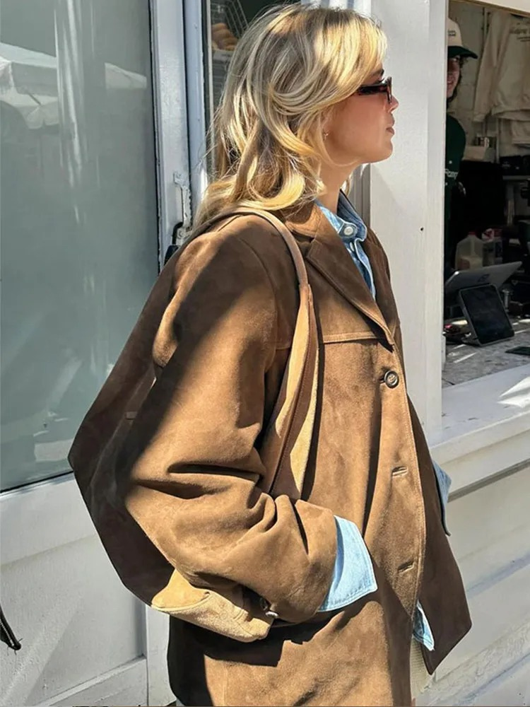 Trenchcoat i ruskind til kvinder, oversize pasform