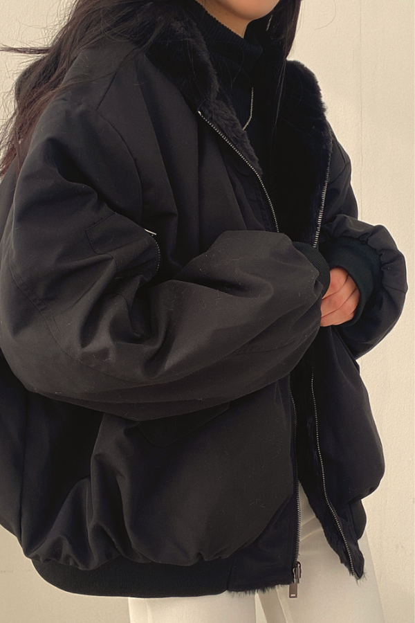 Oversized teddyjakke med hætte | Vendbar quiltet damefrakke
