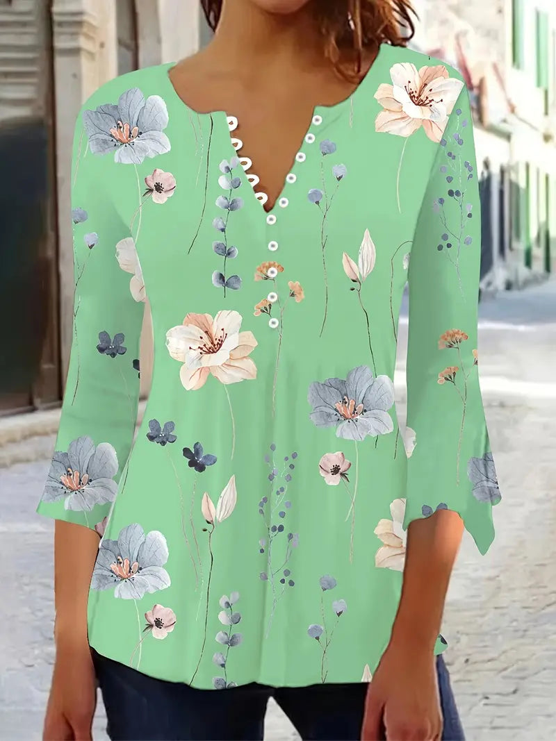 Top med blomstermønster, knapper og klokkeærmer til kvinder
