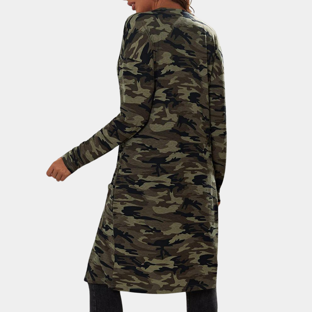 Lang frakke med camouflageprint til kvinder
