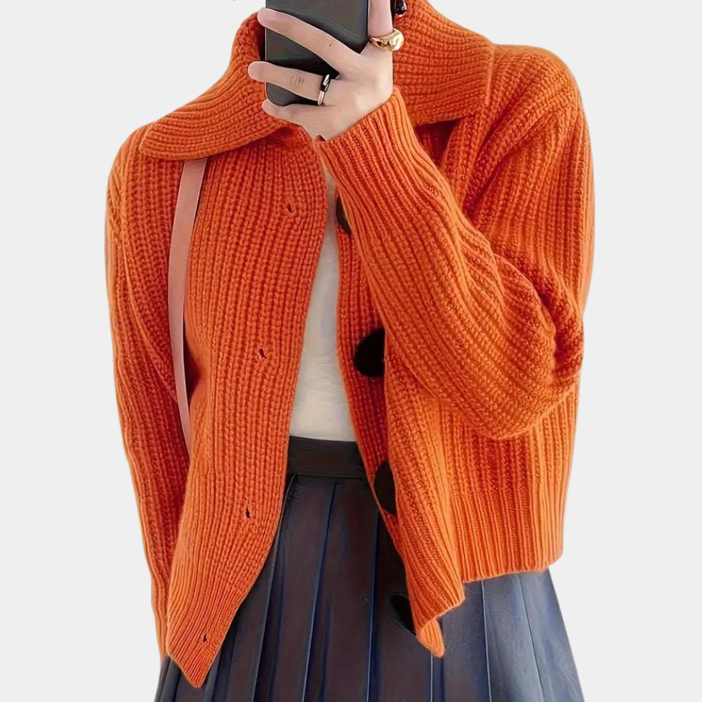Orange sweater-top med store knapper