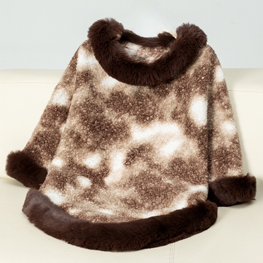 Strikket kappe med uldkrave og leopardprint