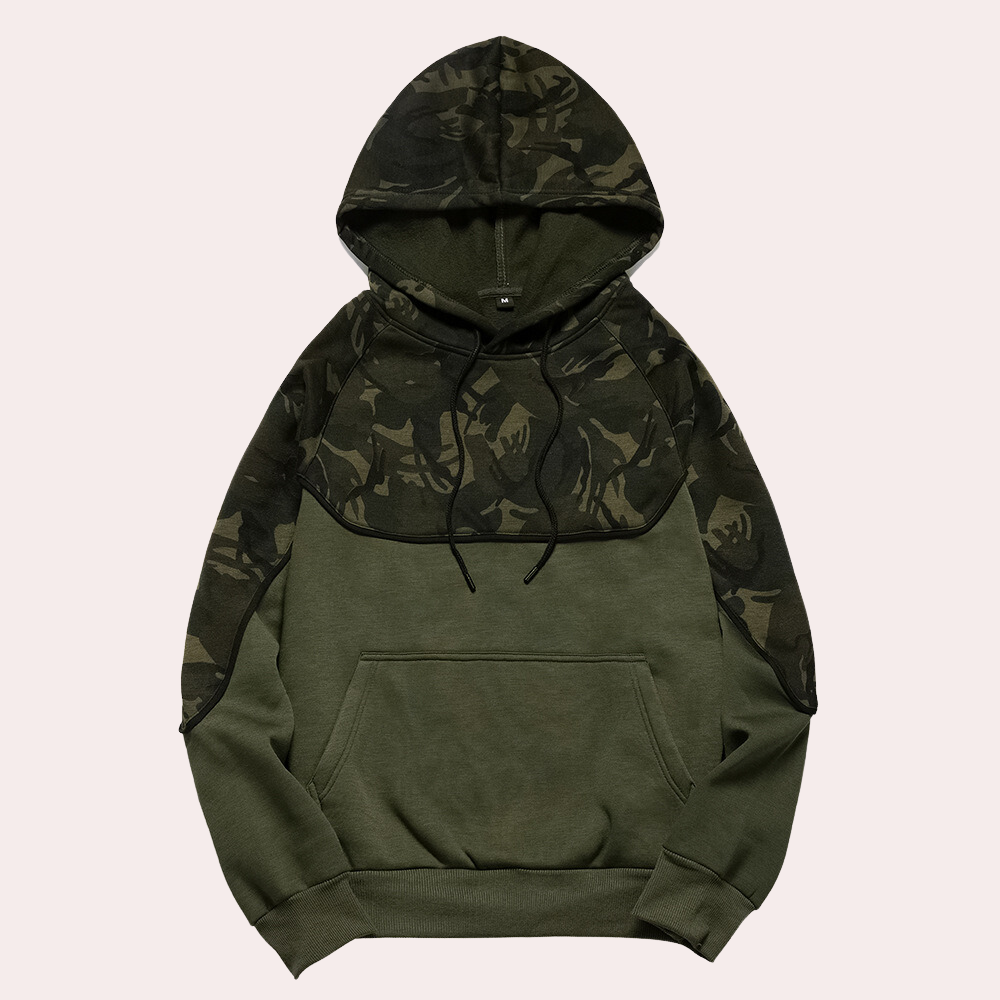 Afslappet hættetrøje til mænd med camouflagedesign