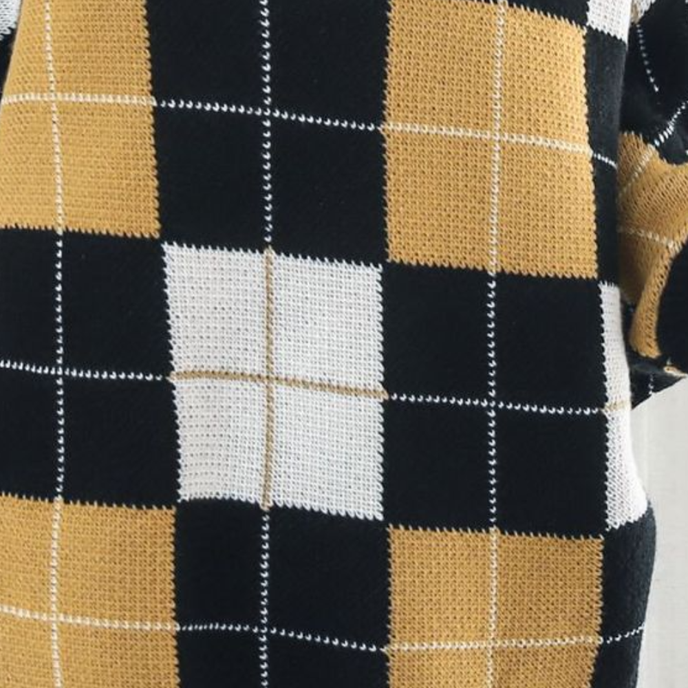 Dametrøje med stilfuldt ternet mønster