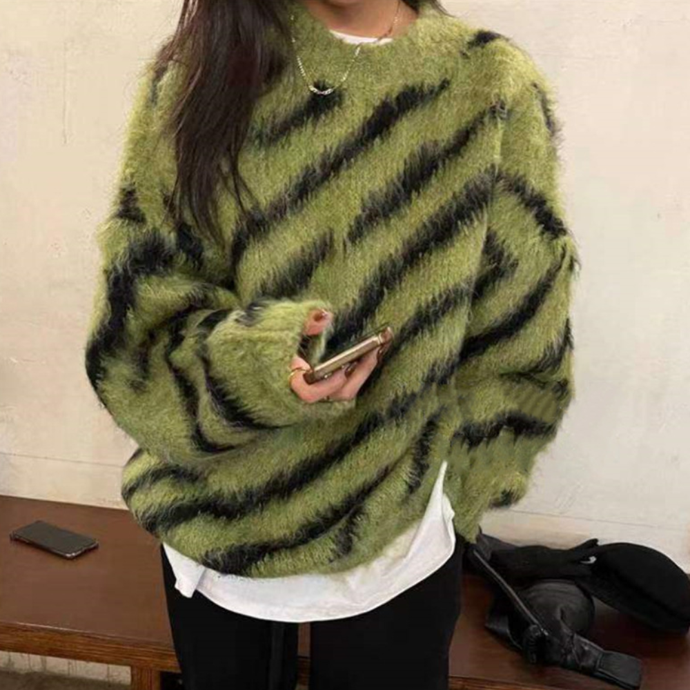 Overdimensioneret fuzzy chevron-sweater