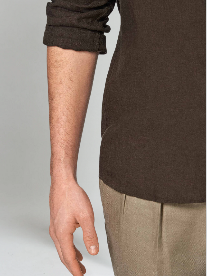 Langærmet brun polo med knapper