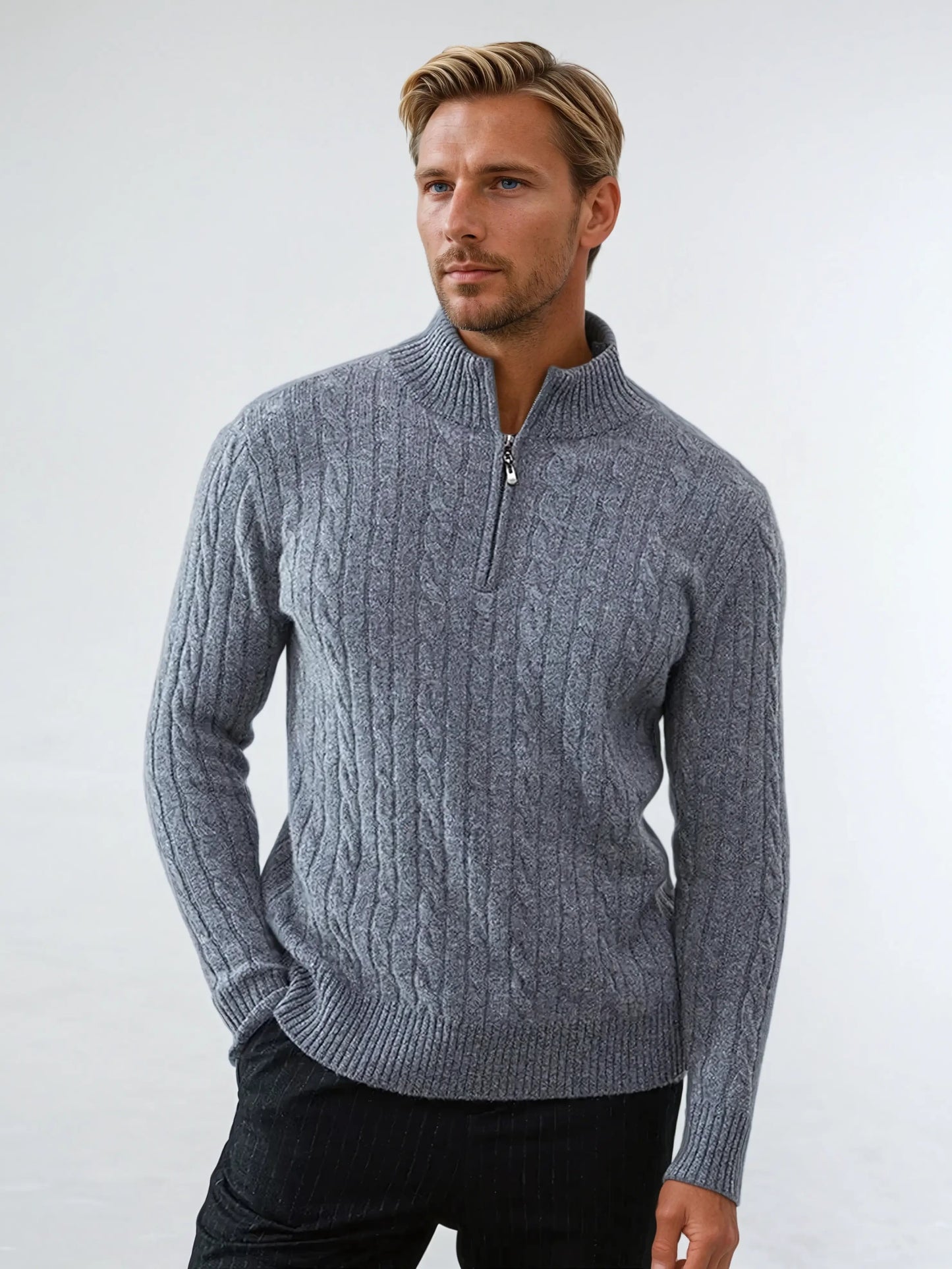 Grå tyk sweater med lynlås