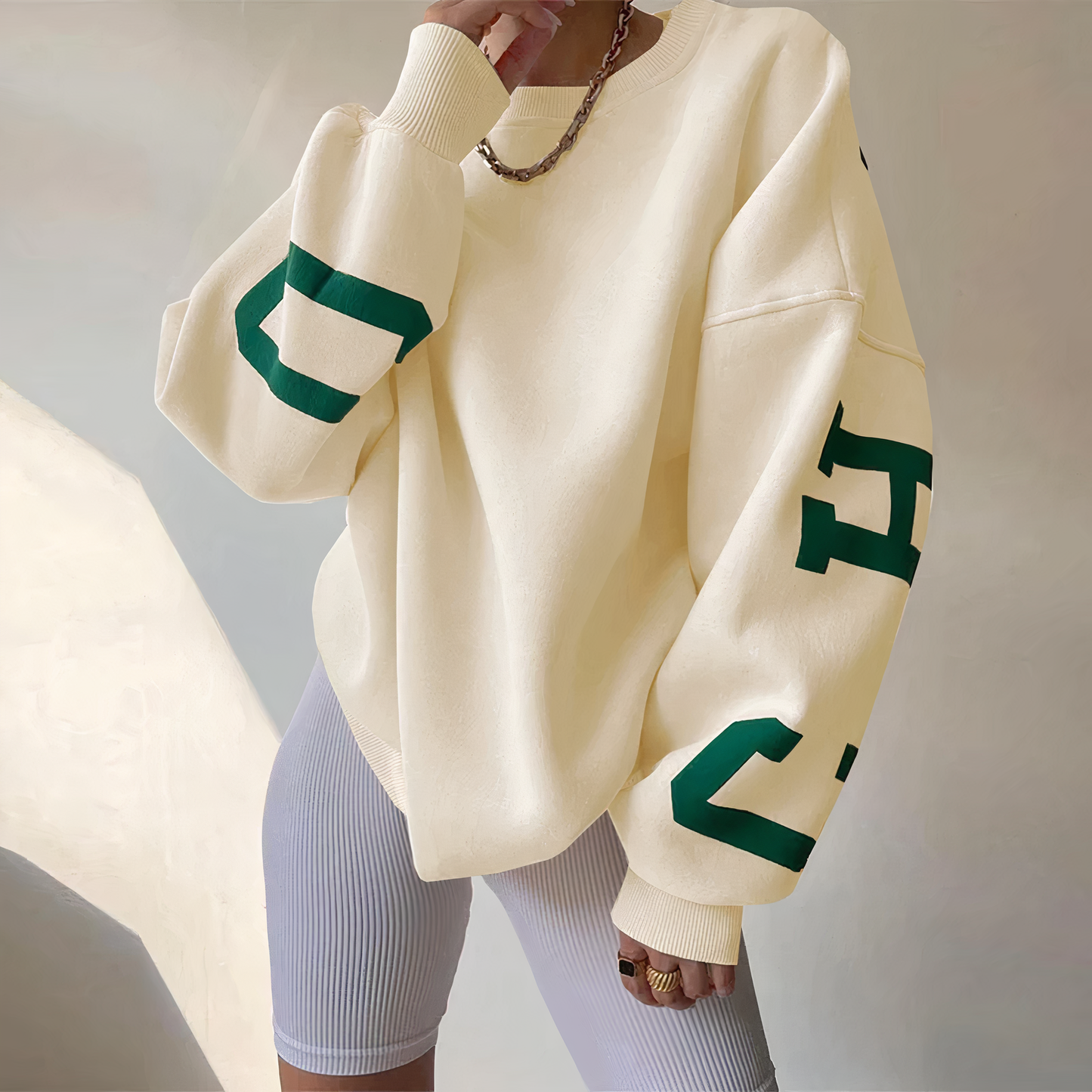 Oversize sweatshirt med bogstaver til kvinder