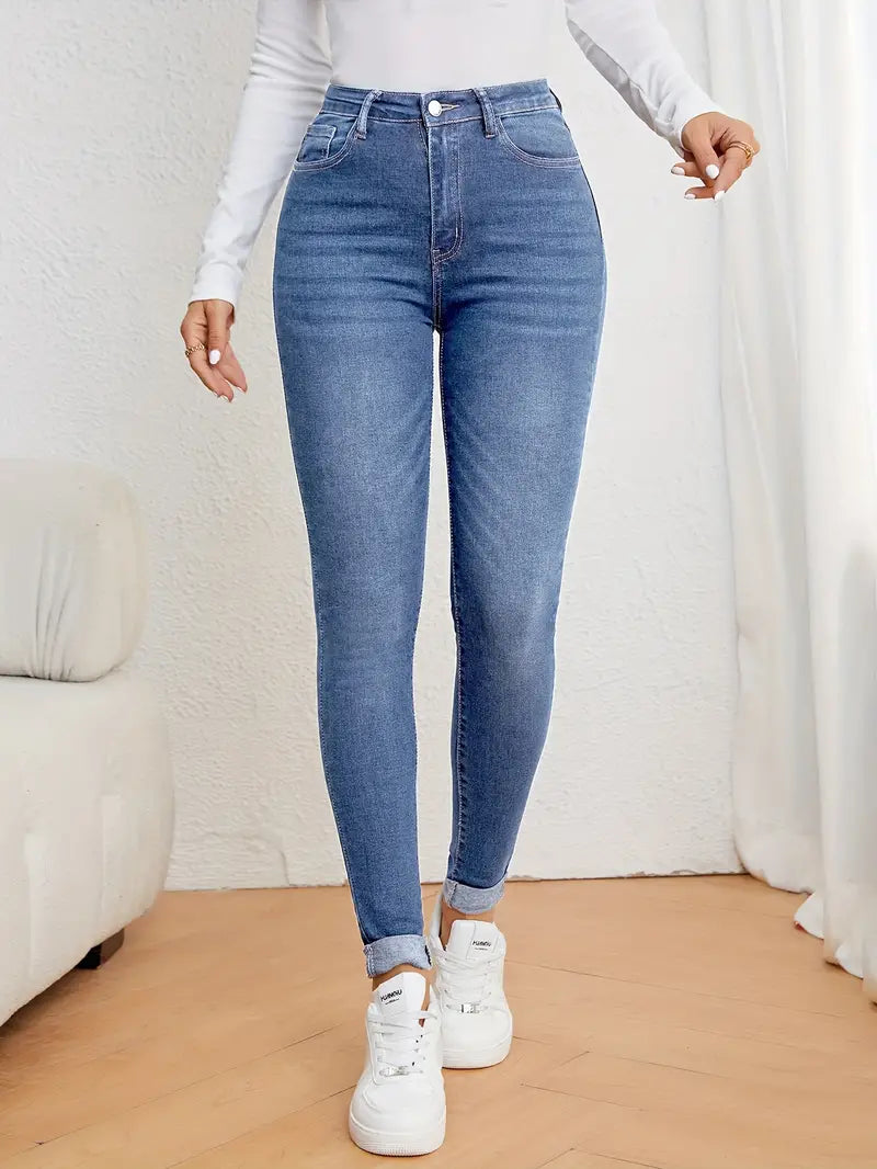 Stilfulde højtaljede jeans til kvinder