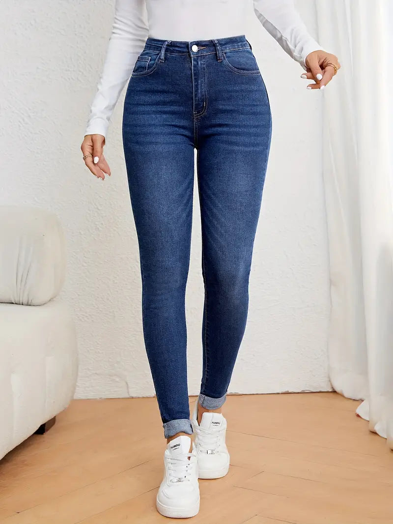 Stilfulde højtaljede jeans til kvinder