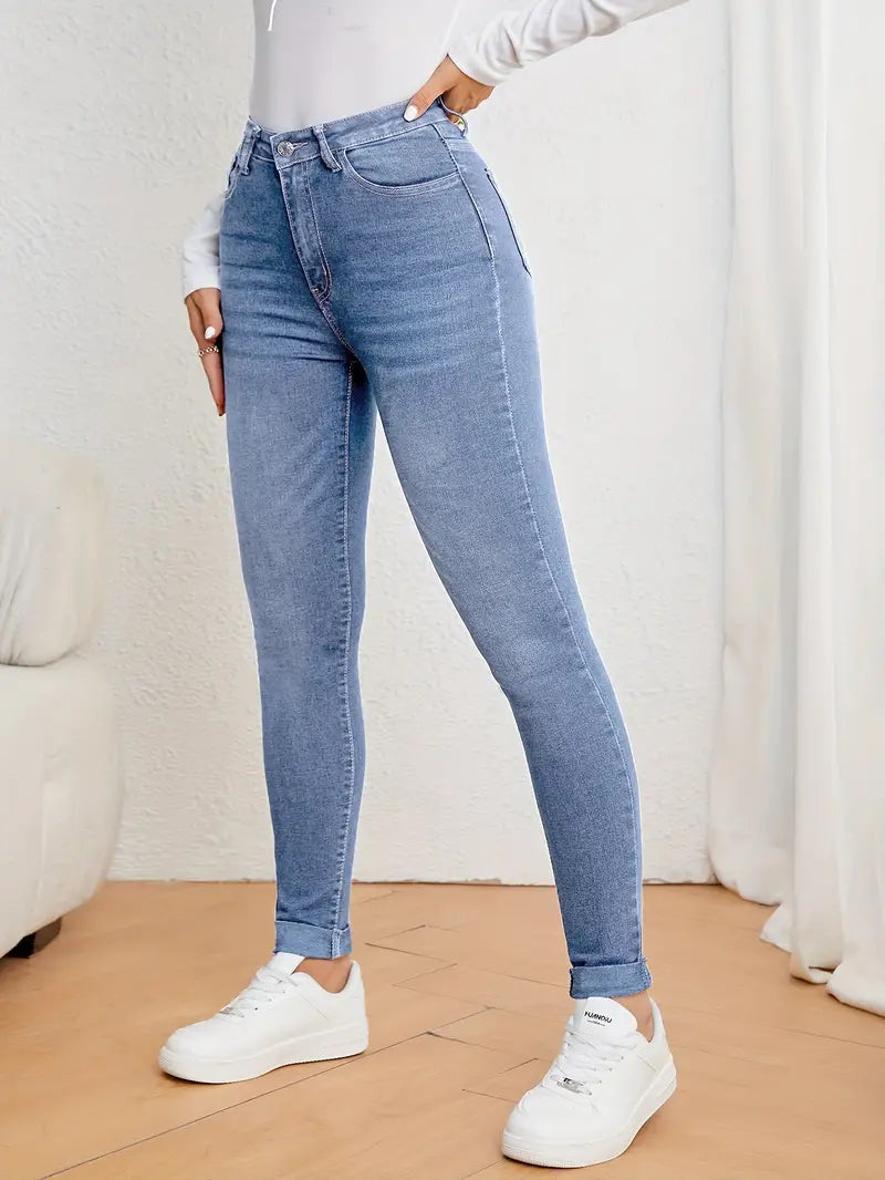 Stilfulde højtaljede jeans til kvinder