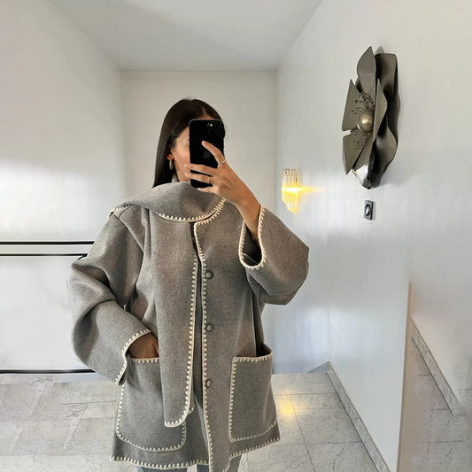 Elegant vinterfrakke med tørklæde til kvinder