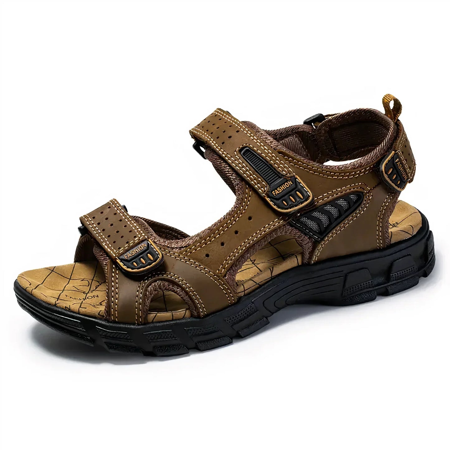 Sandaler i læder til mænd udenfor
