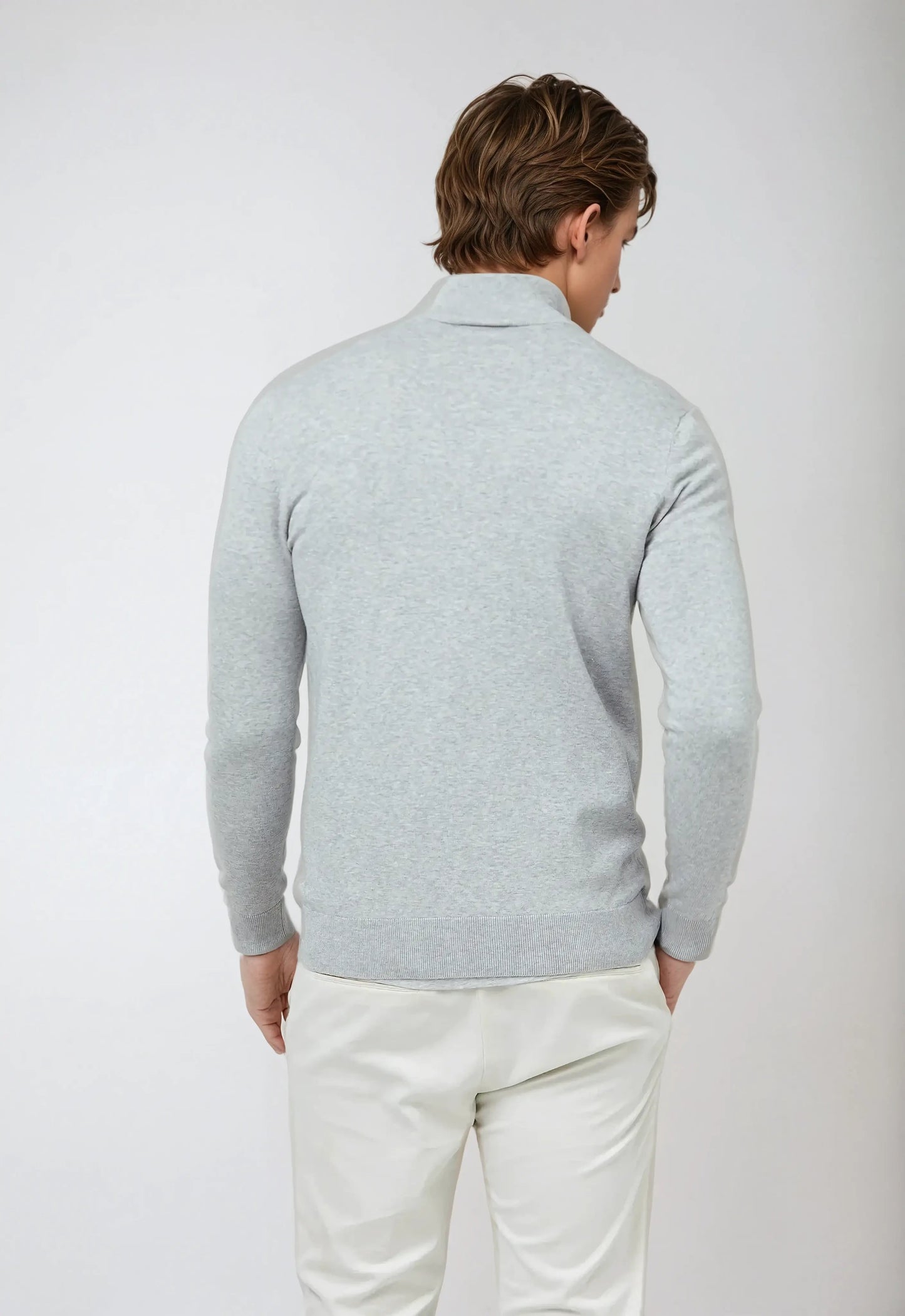 Lysegrå sweater med halv lynlås