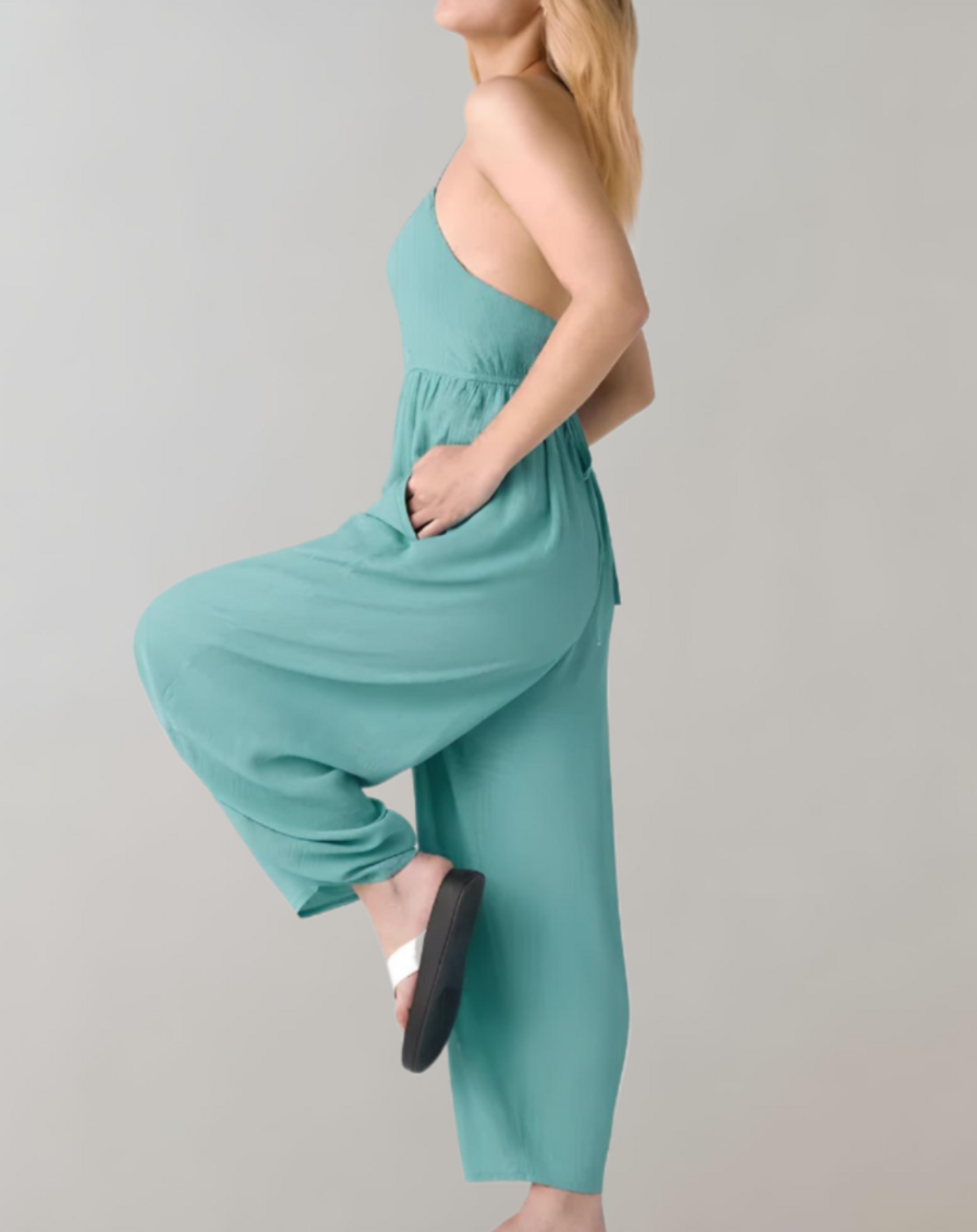 Elegance Jumpsuit med spaghettistropper til kvinder