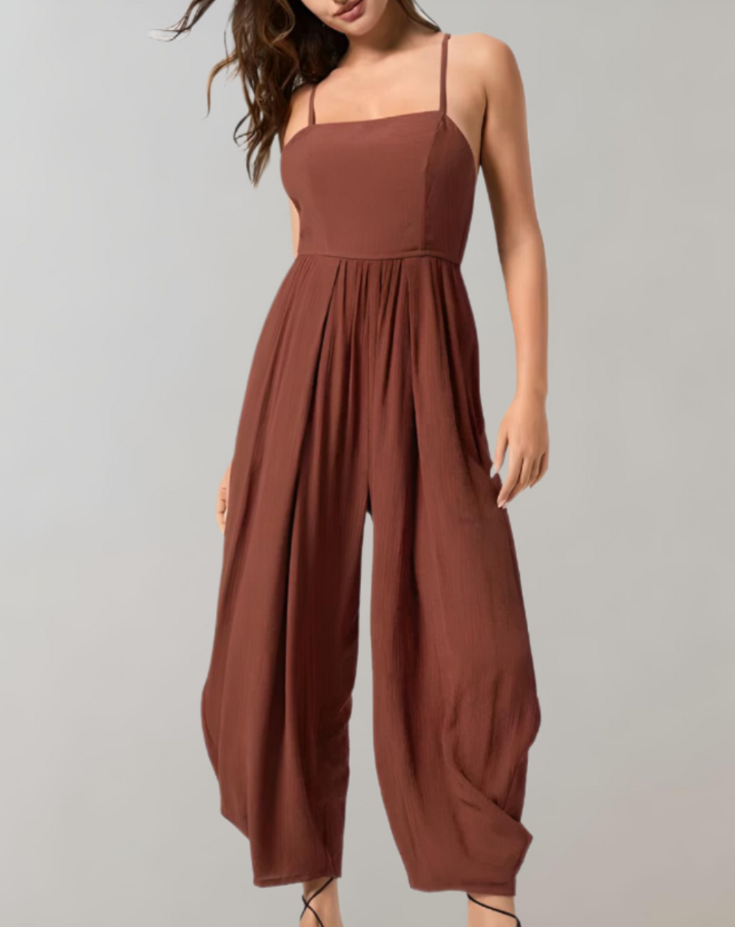 Elegance Jumpsuit med spaghettistropper til kvinder