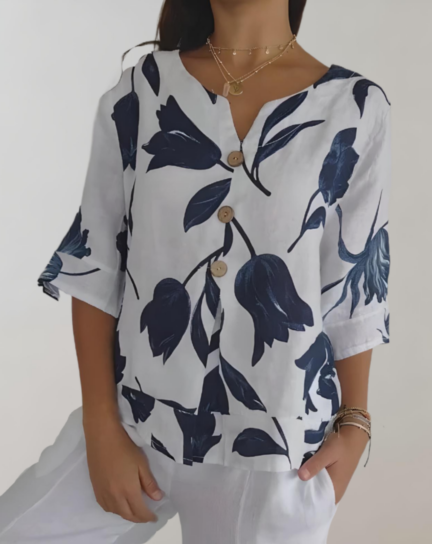 Bluse med tulipanprint til kvinder