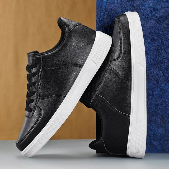 Moderigtige læder-sneakers til mænd