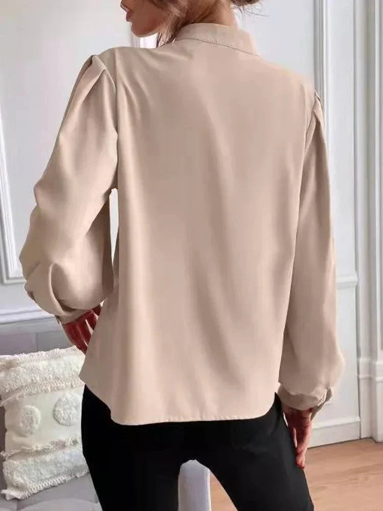 Casual efterårsbluse med knapper til kvinder