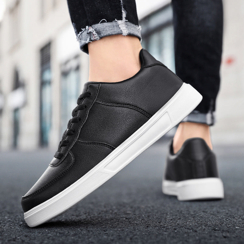 Moderigtige læder-sneakers til mænd