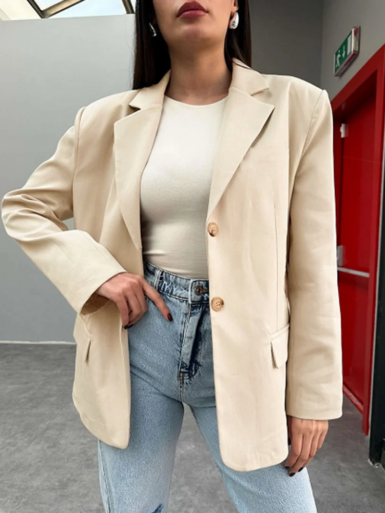 Enkel og afslappet langærmet blazer
