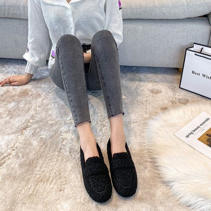 Stilfulde fluffy sandaler til kvinder