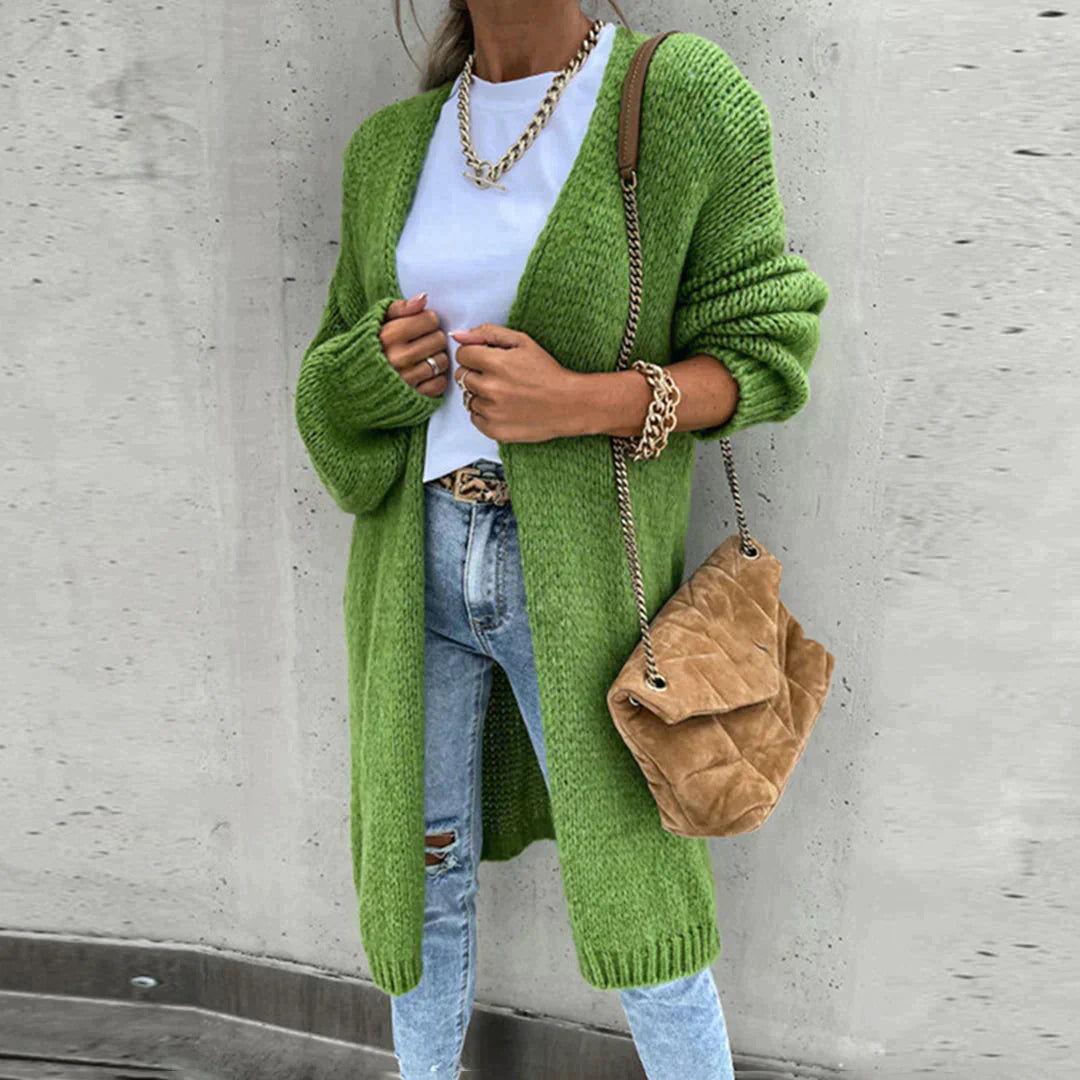 Traditionel strikket cardigan til kvinder