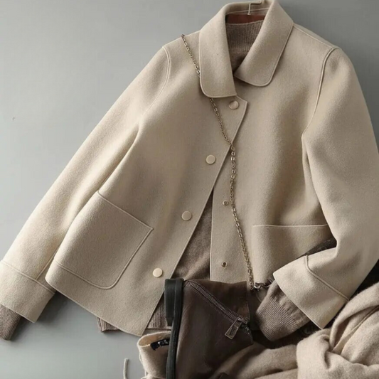 Vinterfrakke til kvinder med opvarmet button-down