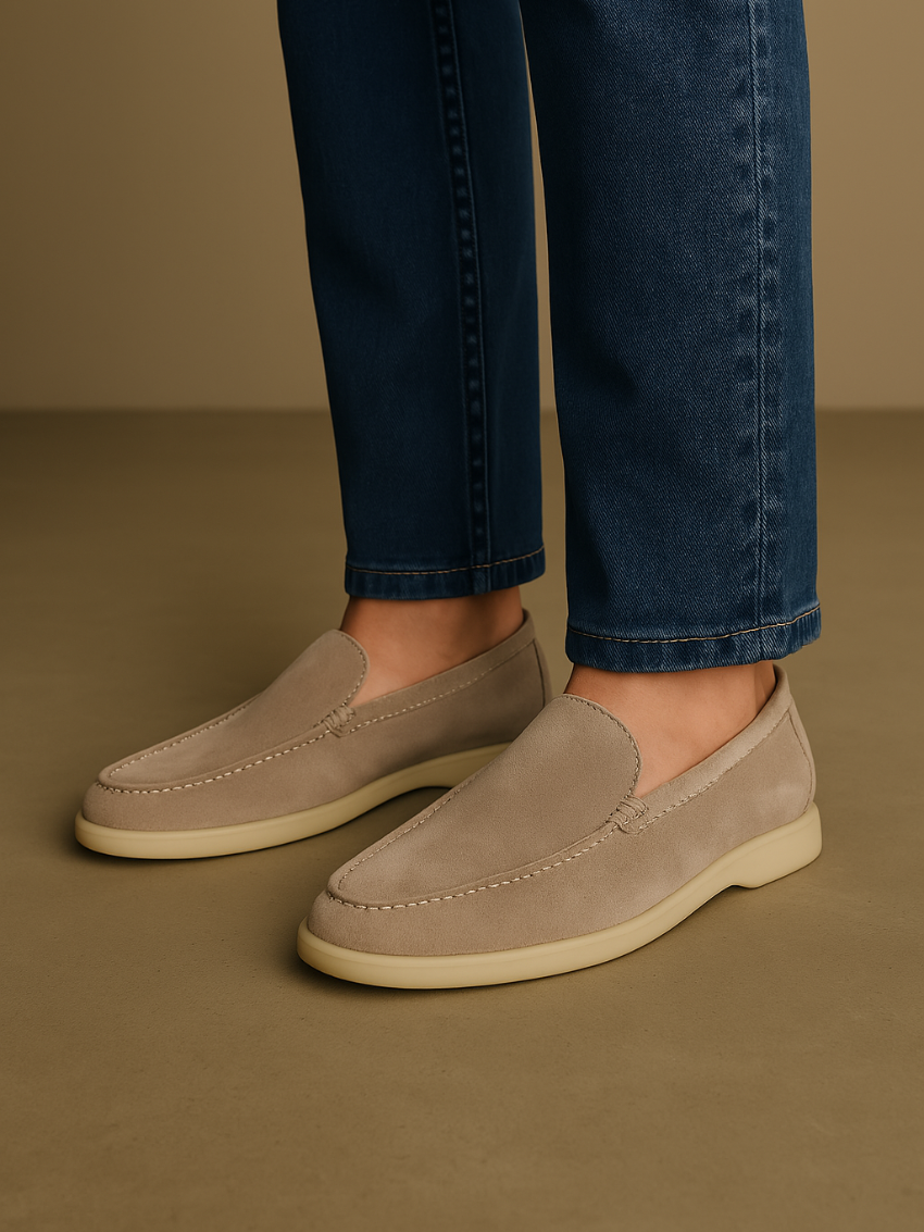 Raffinerede Beige loafers i ruskind