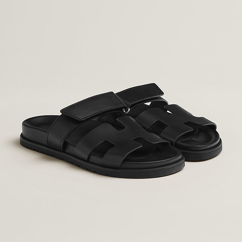 Stilfulde sommersandaler med remme til kvinder