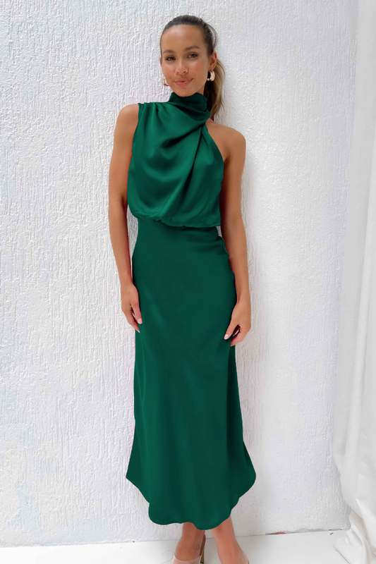 Elegant stilfuld off-shoulder aftenkjole med høj krave til kvinder