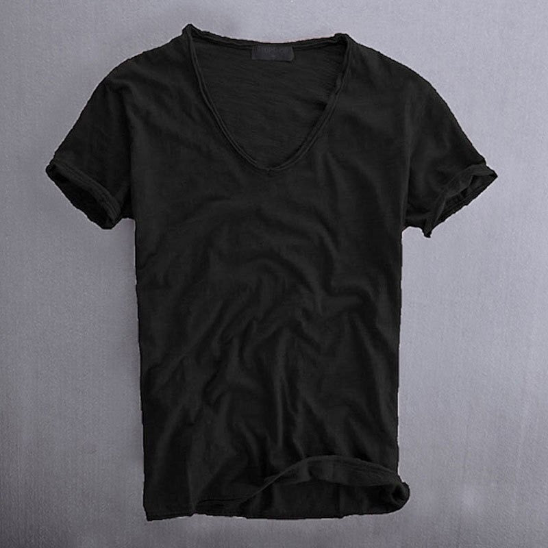 Afslappet T-shirt til mænd med V-hals