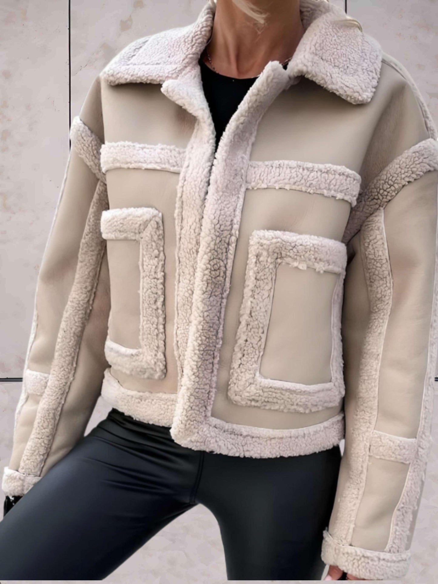 Jakke med imiteret shearling til kvinder