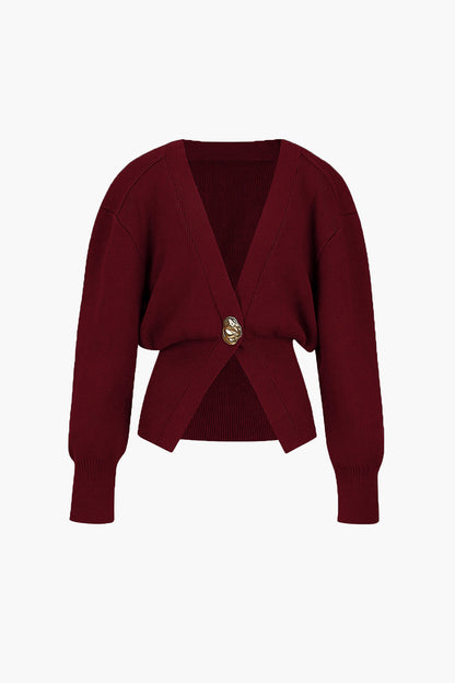 Chic strikcardigan med guldknapdetalje