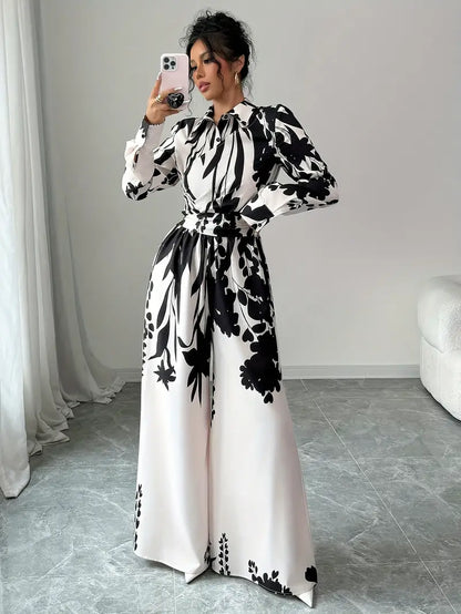 Jumpsuit med blomstermønster og brede ben til kvinder