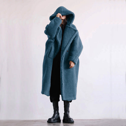Oversized lang vinterfrakke i imiteret pels