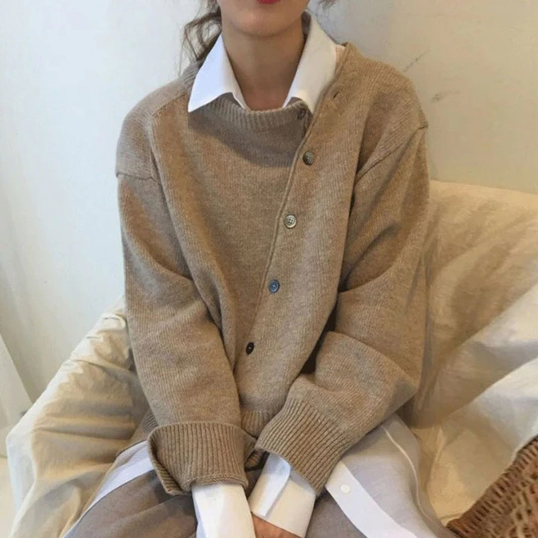 Asymmetrisk cardigan med knapper