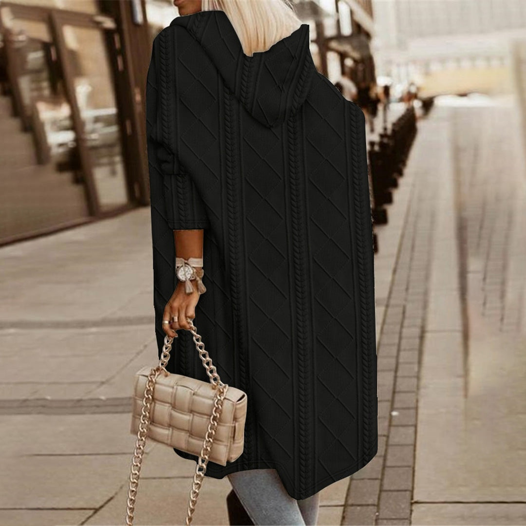 Lang kabelstrikket cardigan med hætte