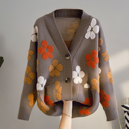 Sød blomsterstrikket sweater