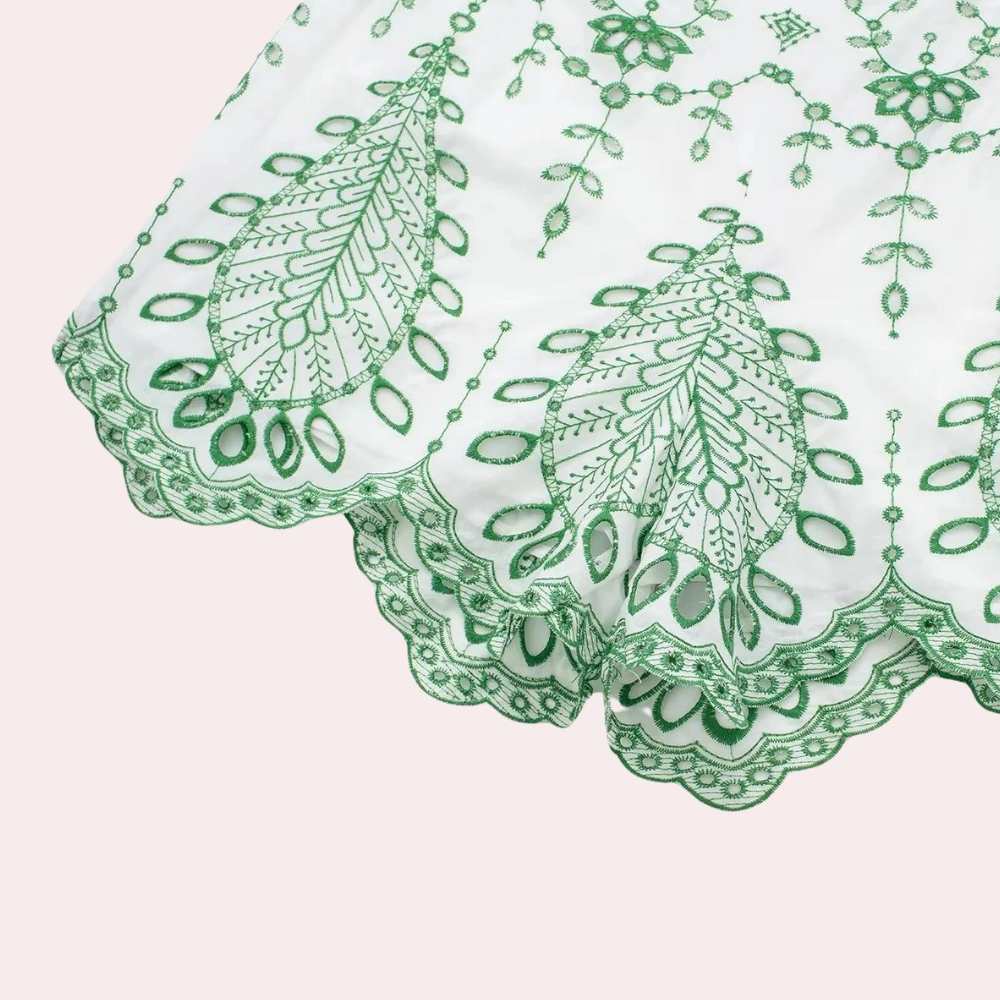 Trendy todelt ensemble til kvinder