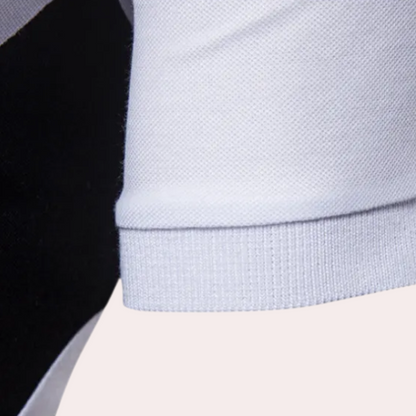 Poloshirt med geometrisk mønster i farver