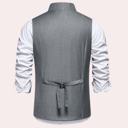 Elegant vest til mænd med asymmetrisk lukning